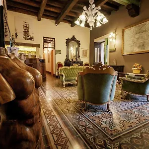 https://charme-hotel-henrys-house.sicilyhotelsitaly.net